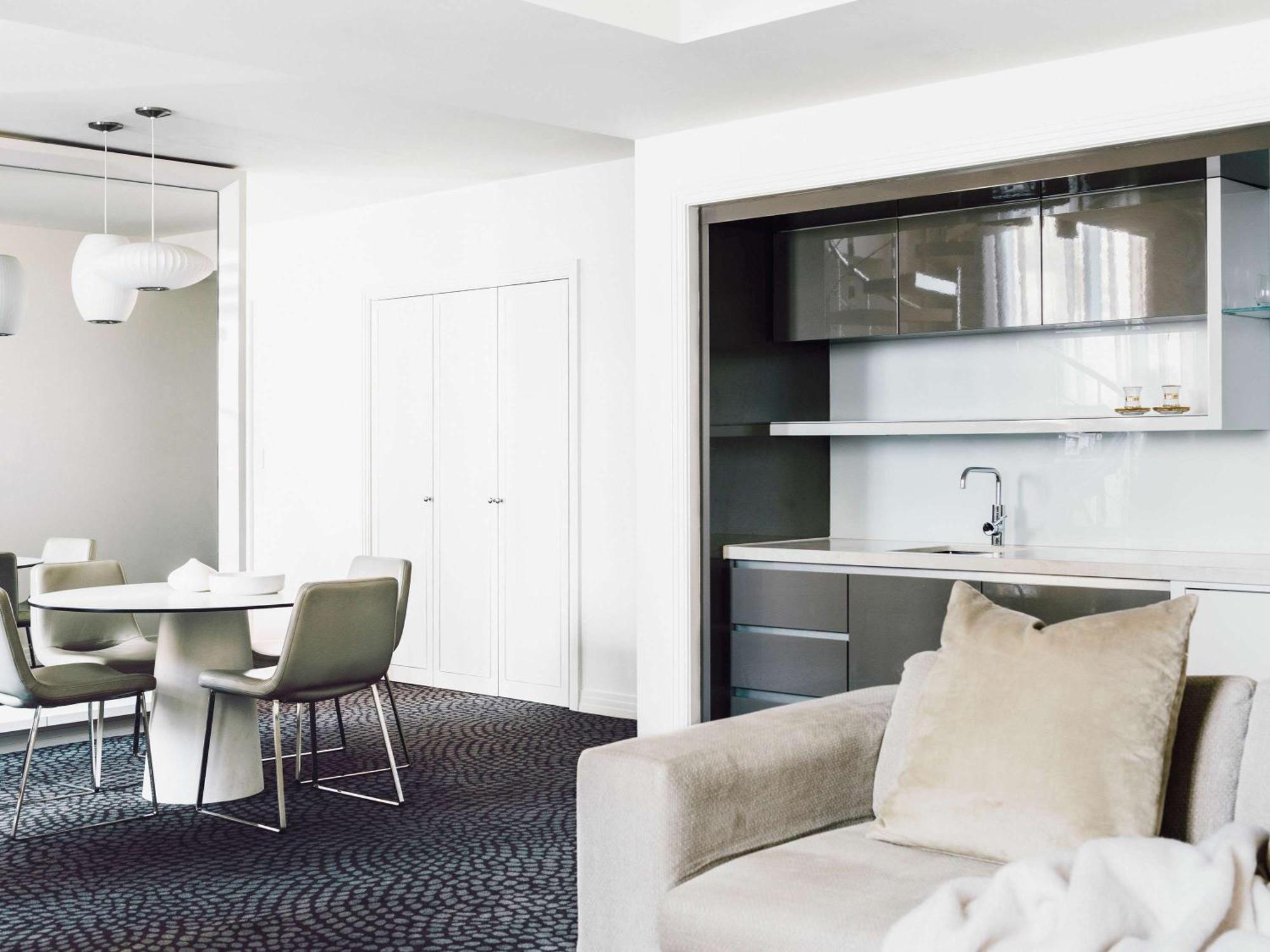 The 5* Melbourne