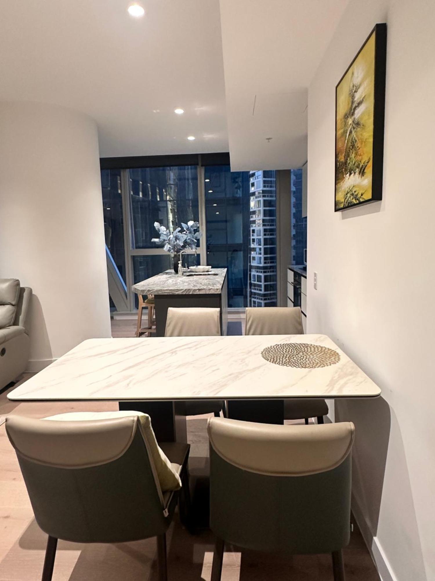 Apartment Royal Executive Living Platinum Prestige Corproate