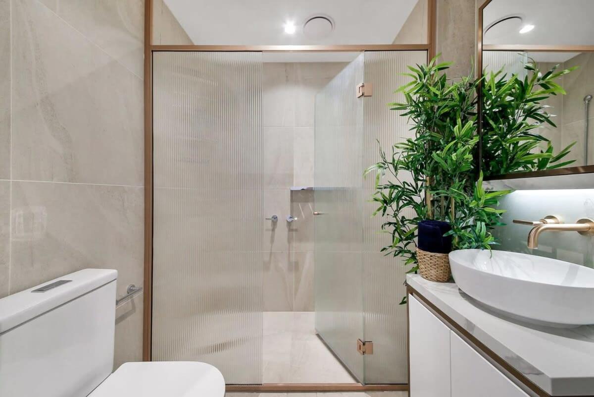 Chic & Cozy 2br On Iconic Chapel Street Apartment Melbourne