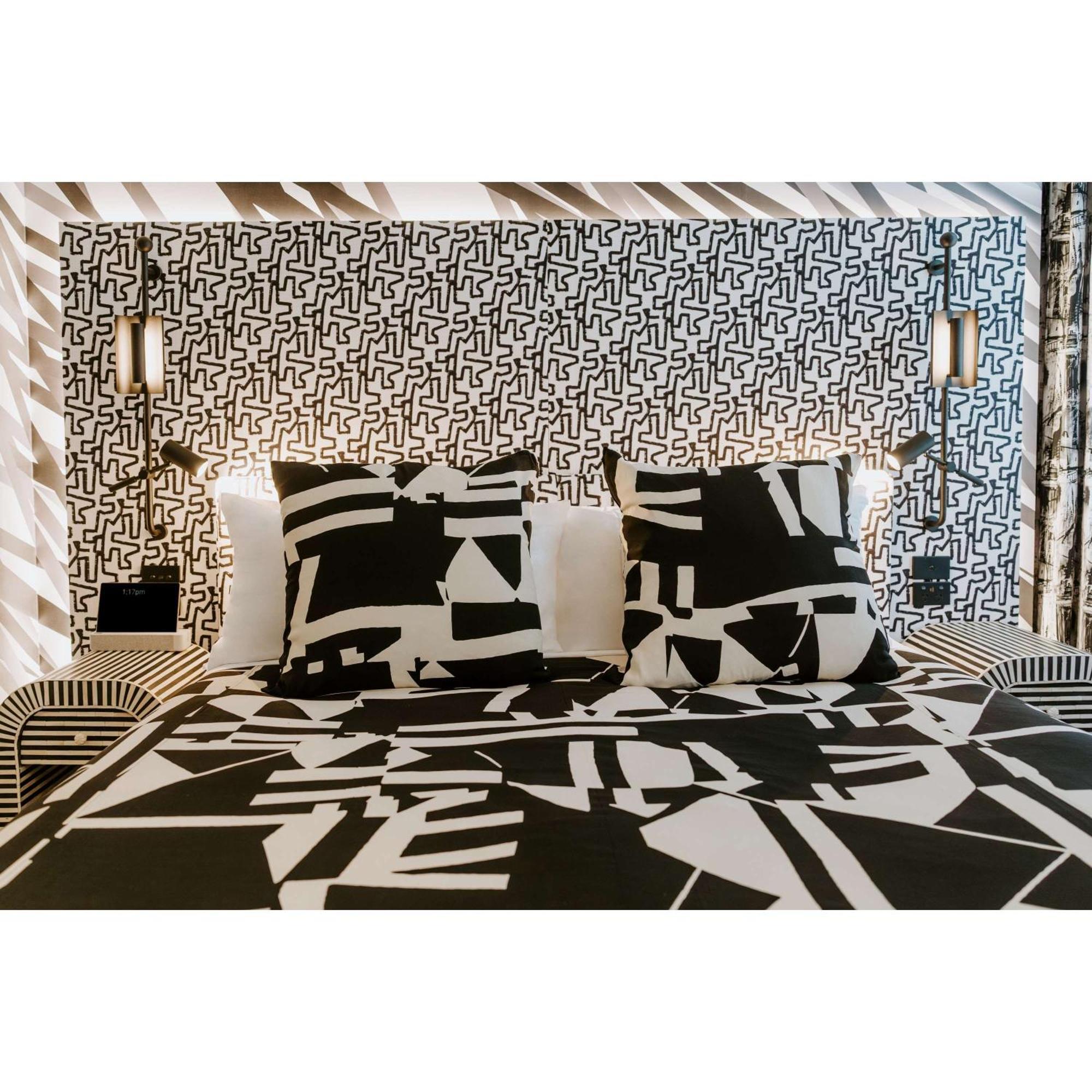 The Motley Richmond, Tapestry Collection By Hilton 4* Melbourne