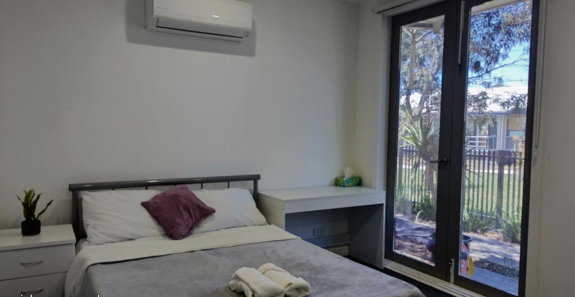 Pascoe Vale South, Vic, Australia With Domi Homestay *