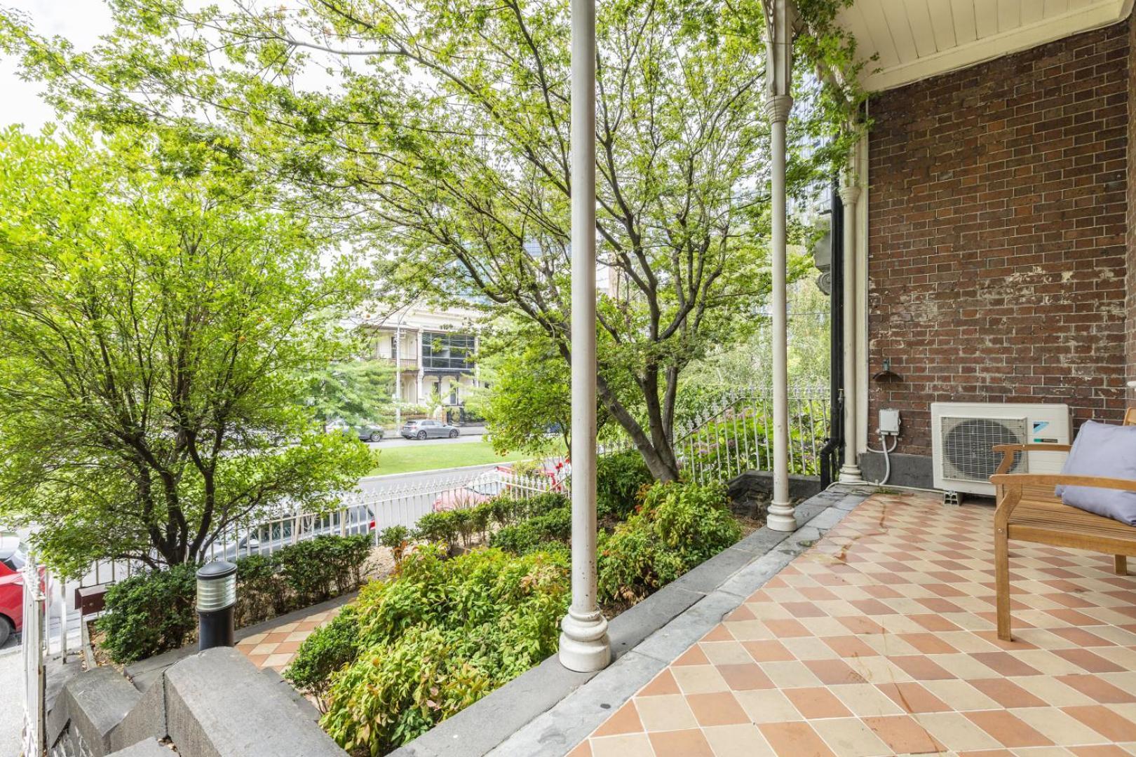 Hostel Ozi House Drummond Melbourne