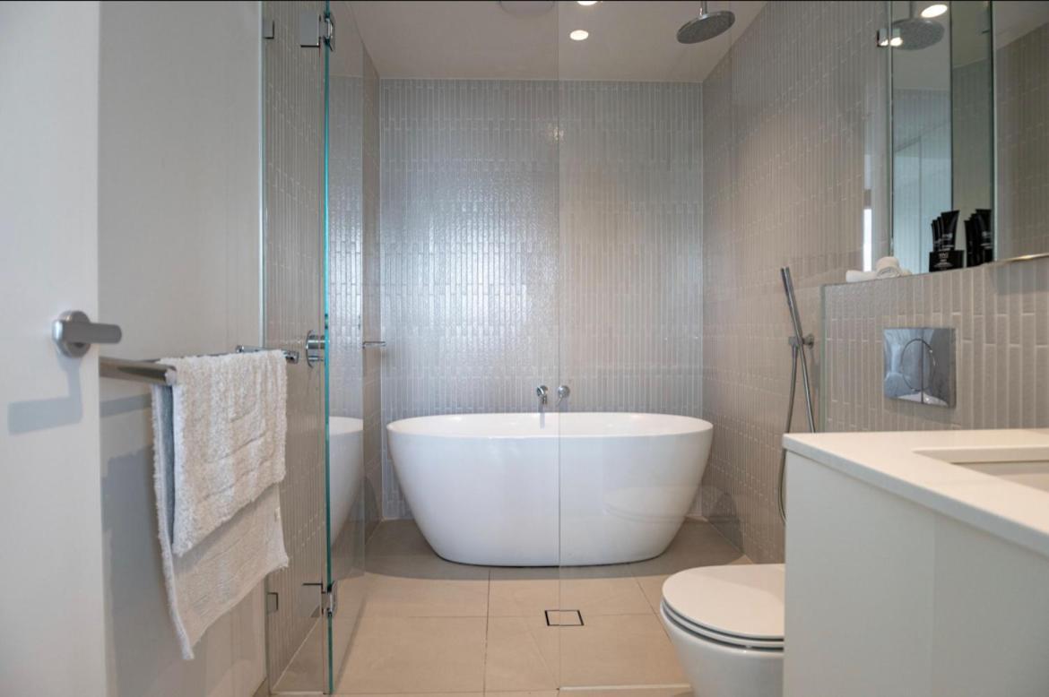 Premium 3 Bed Apartment *