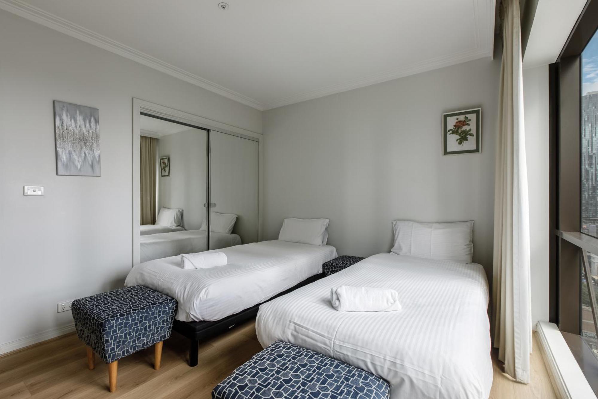 Apartment Modern Nomads Spacious 2br Skyline Views *