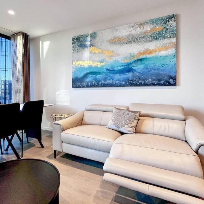 Cozy 2b2b Free Parking In Kilda Melbourne