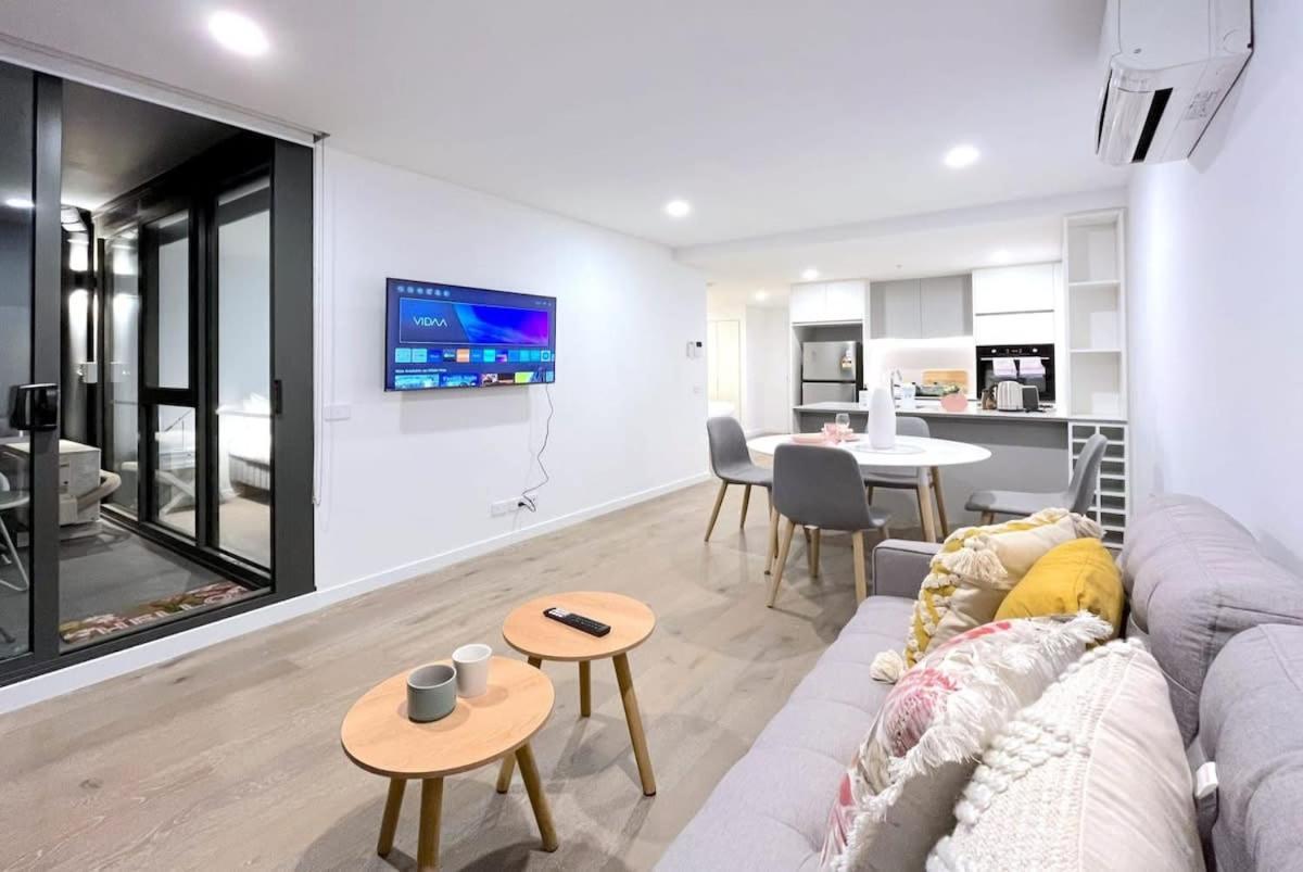 Pride Moonee Ponds 1b2b Nest