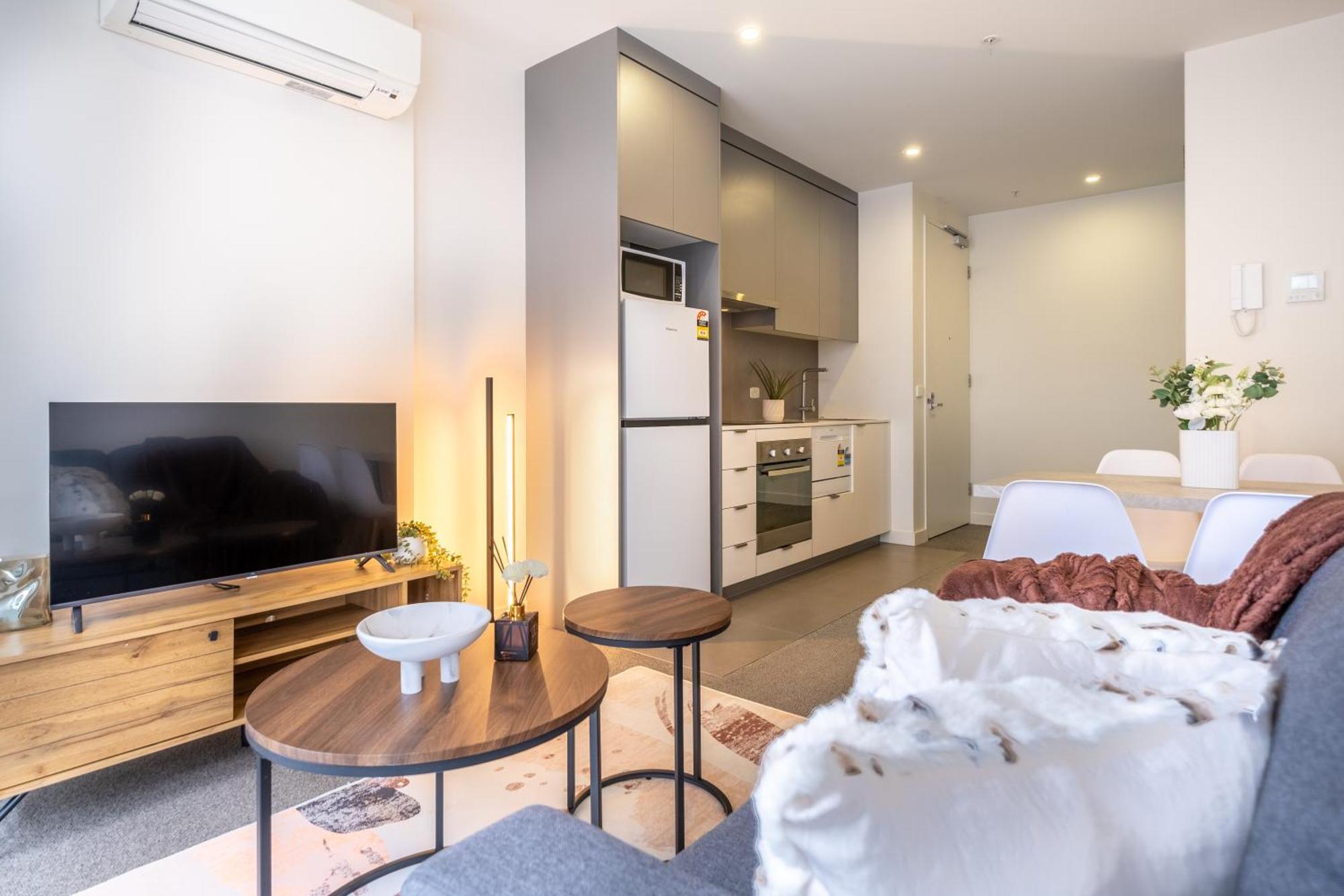 Adjacent To Flagstaff Gardens 1br In Cbd Melboure Melbourne