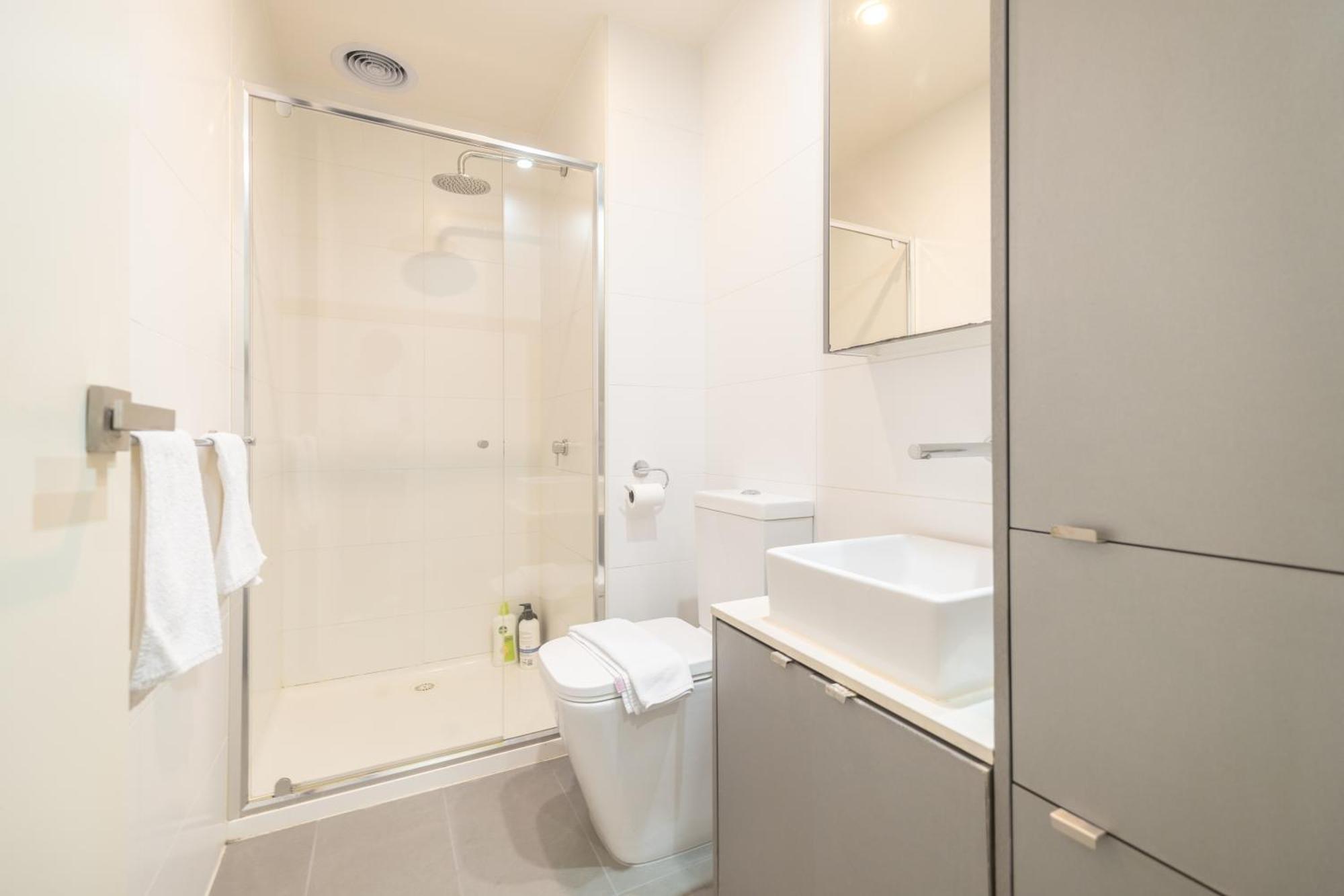 Convenience 2br1ba Mel Cbd With Study