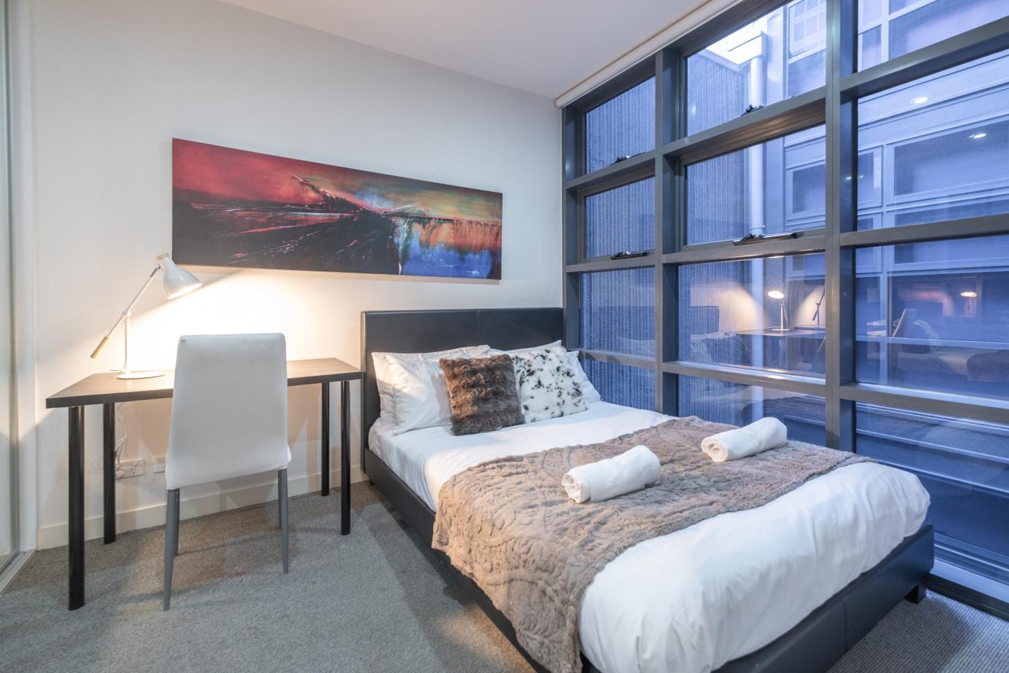 Convenience 2br1ba Mel Cbd With Study * Melbourne