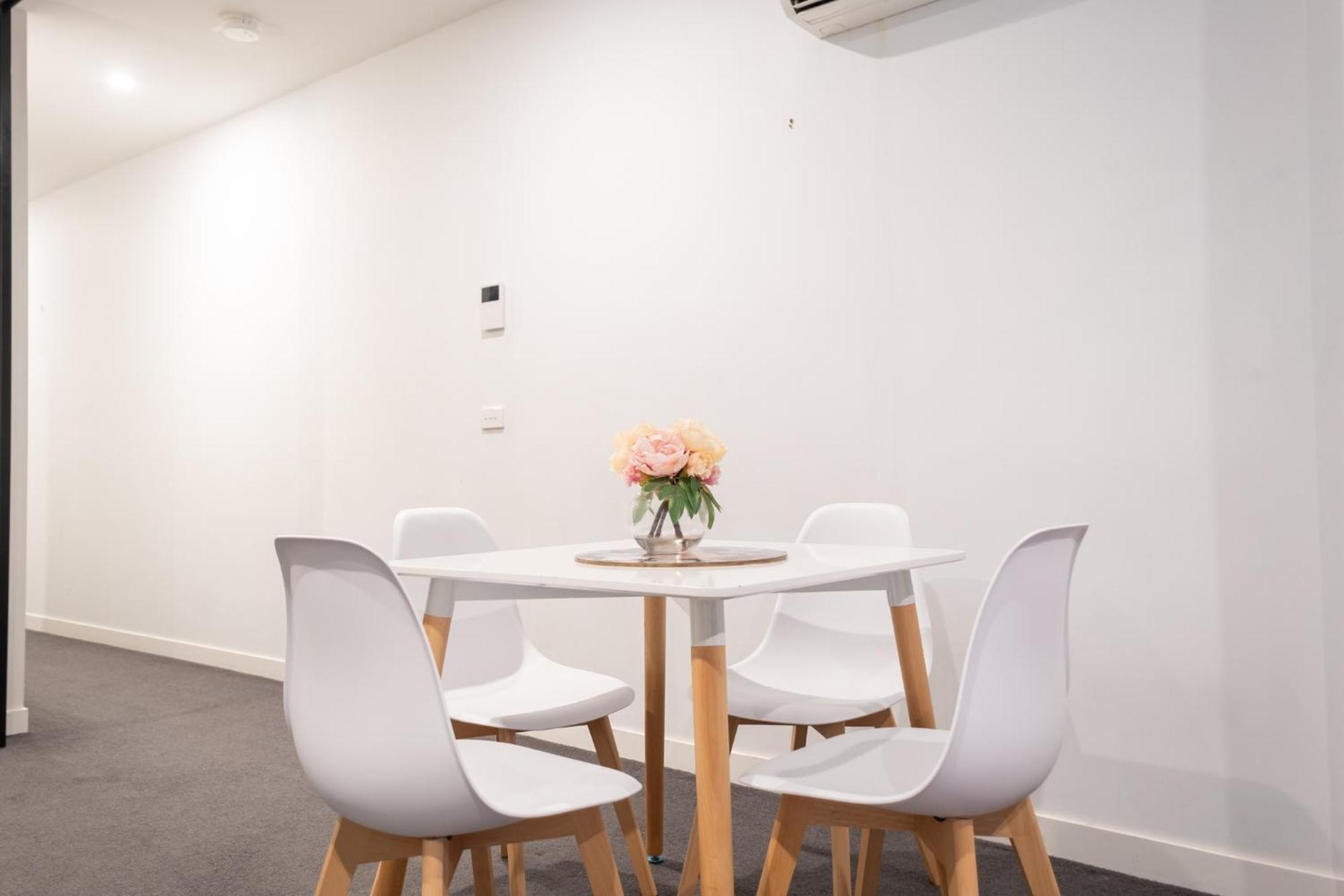 Bourke 2br1ba Close To Chinatown Centre Melbourne