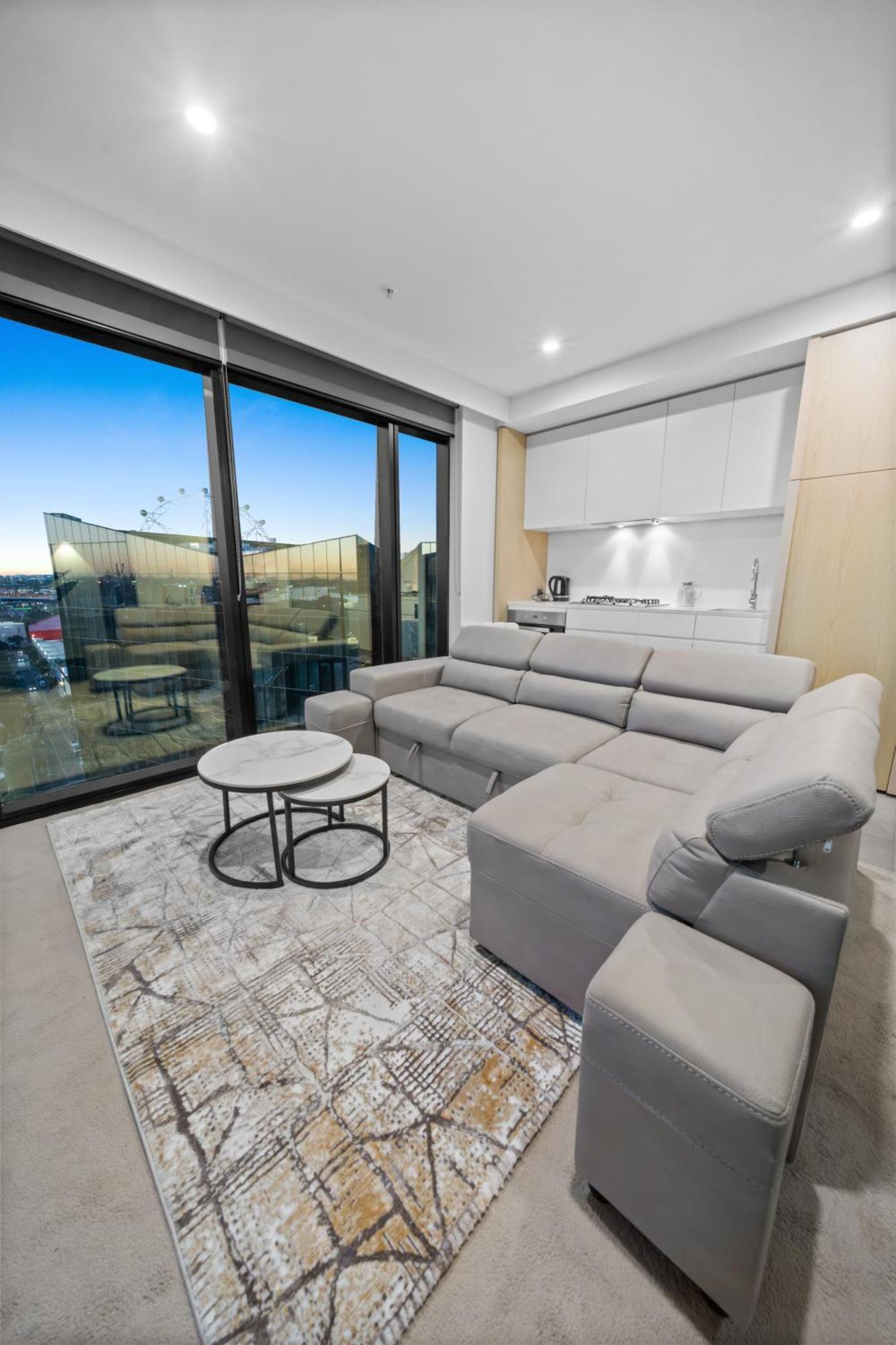 High Rise Marina Tower Apartment Melbourne