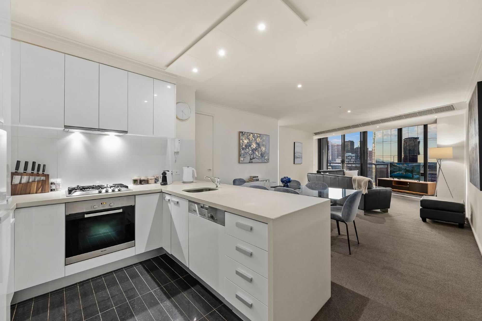 Exclusive - Vue Grande * Melbourne