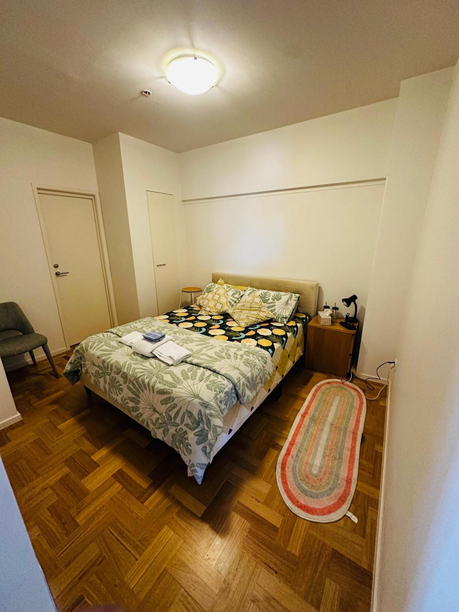 Cbd Town Hall View Homestay