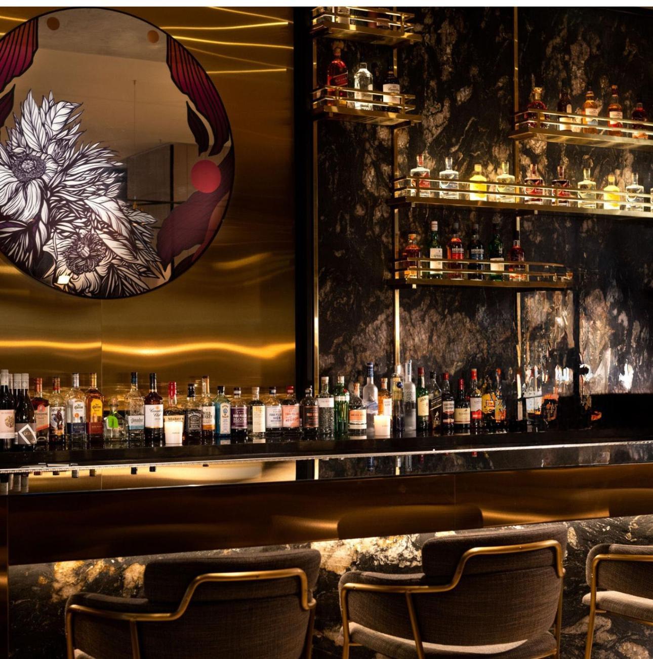 Royal Executive Living The Ritzside Grand Residence At West Side Place Melbourne