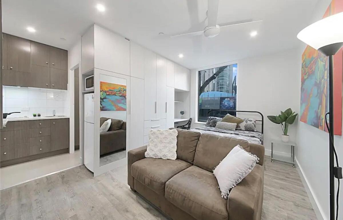101 Modern Lovely Super Cosy Heart Cbd Apartment Melbourne