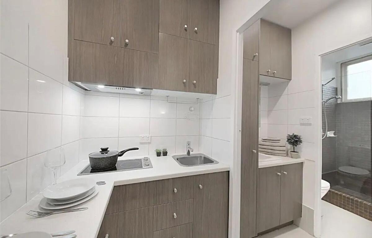 101 Modern Lovely Super Cosy Heart Cbd Apartment