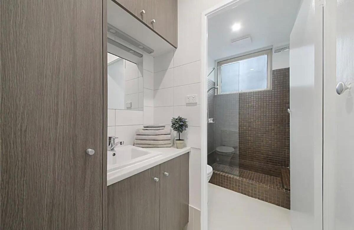 101 Modern Lovely Super Cosy Heart Cbd Apartment Melbourne
