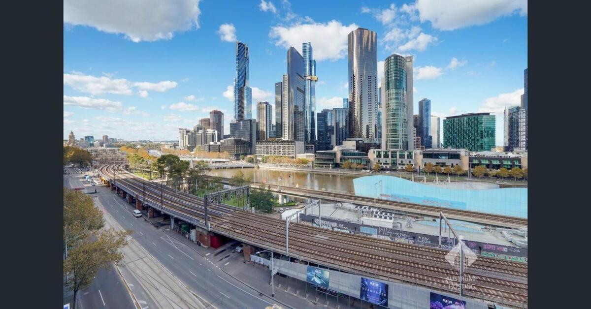 136 Lovely Cosy Heart Of Cbd *
