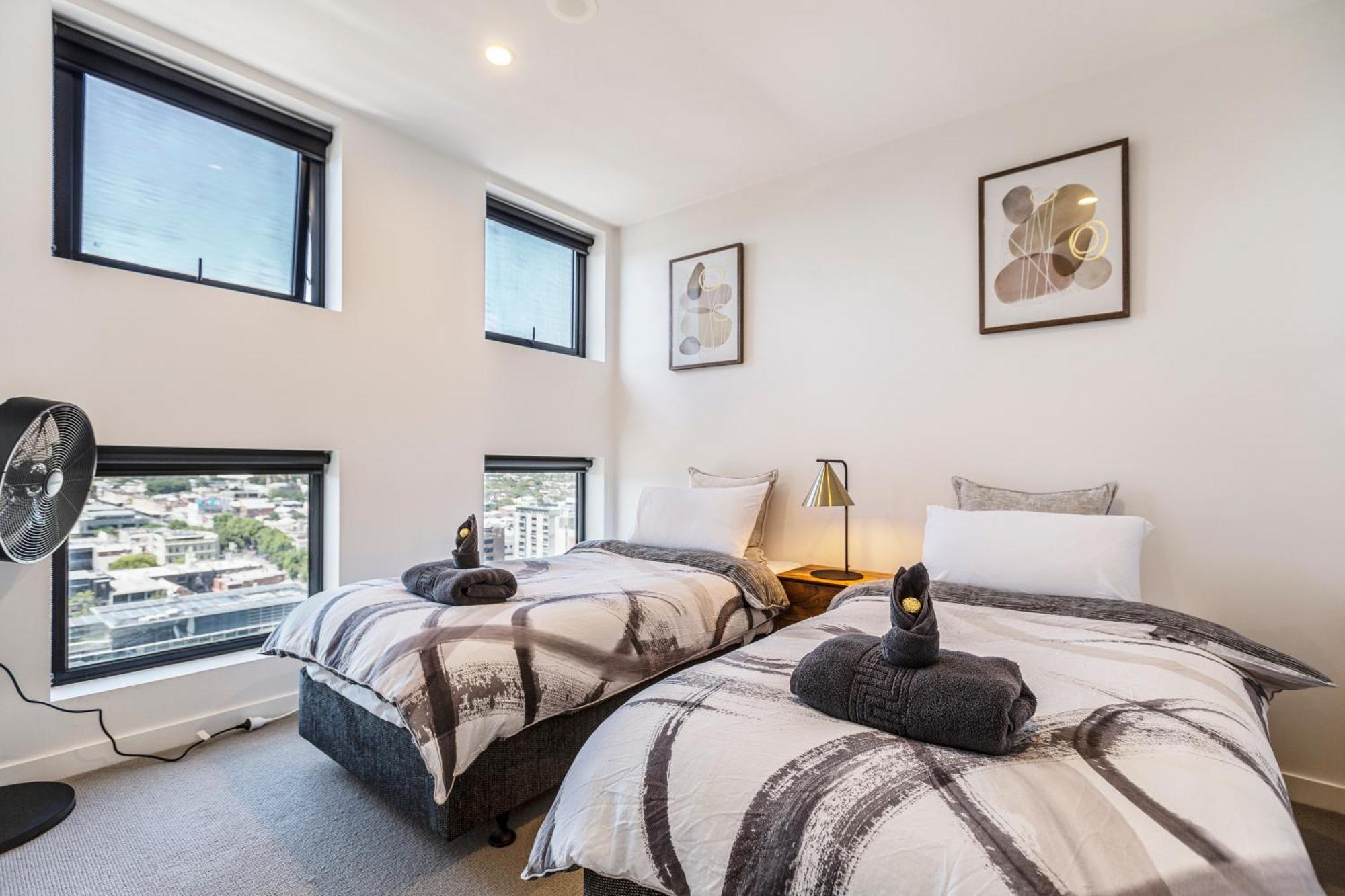 Urban Habitat King Bed 5min 2 Crown Netflix Apartment Melbourne