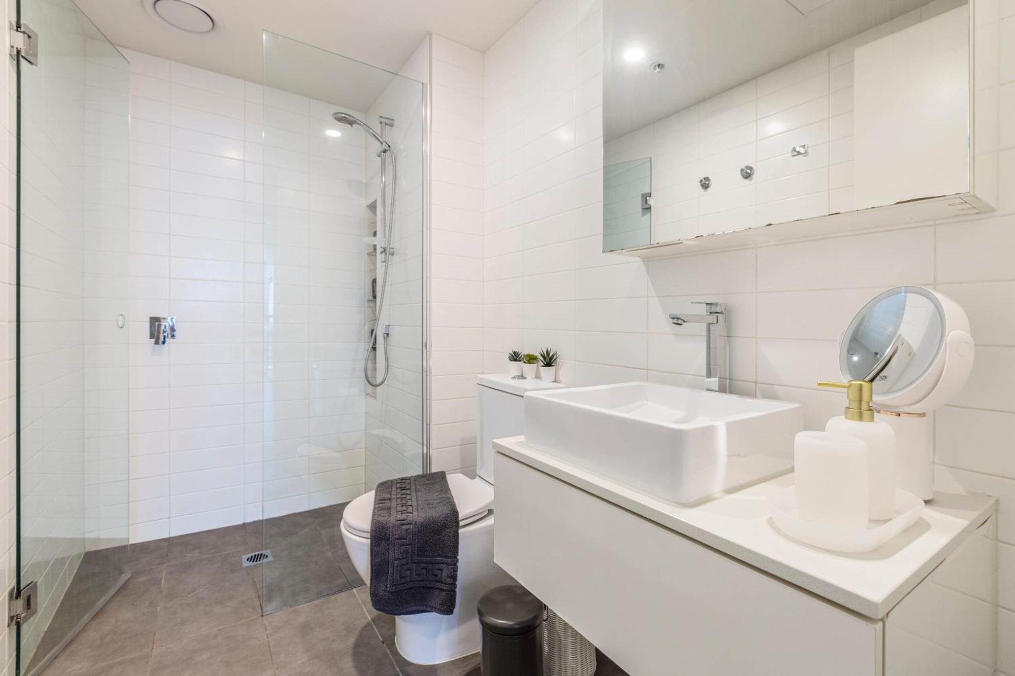 Apartment Urban Habitat King Bed 5min 2 Crown Netflix Melbourne