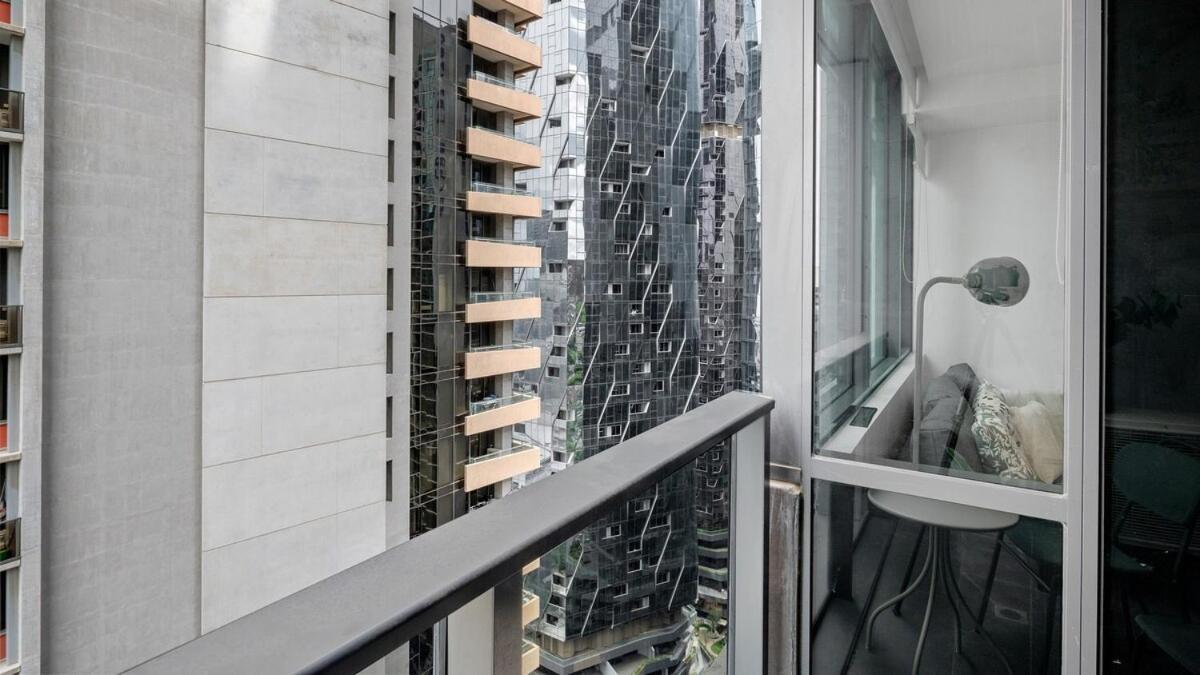 The Downtown Nest Apartment