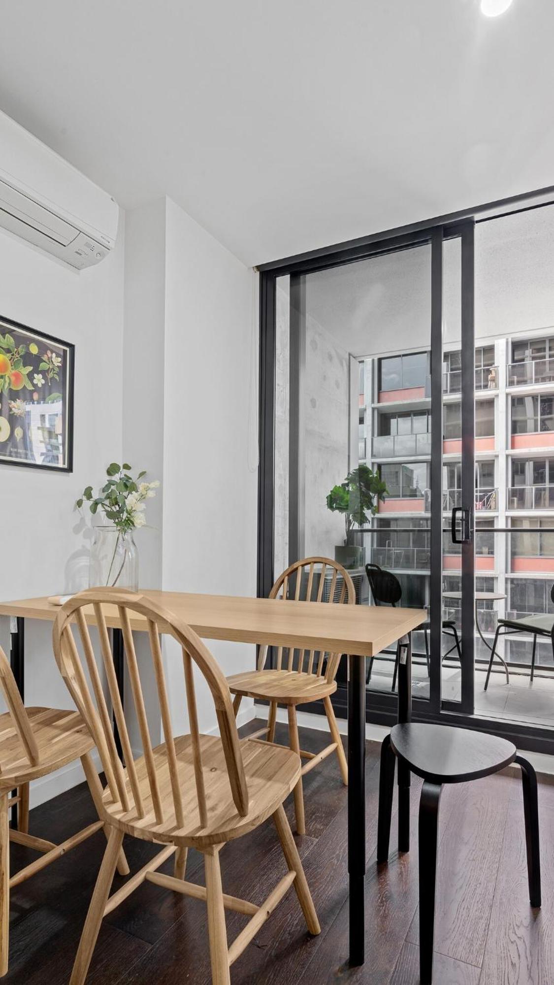Apartment The Downtown Nest