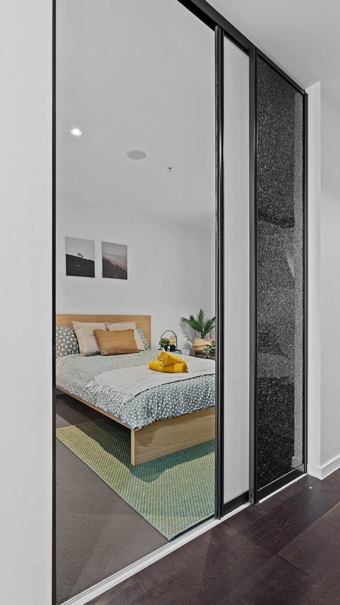 The Downtown Nest * Melbourne