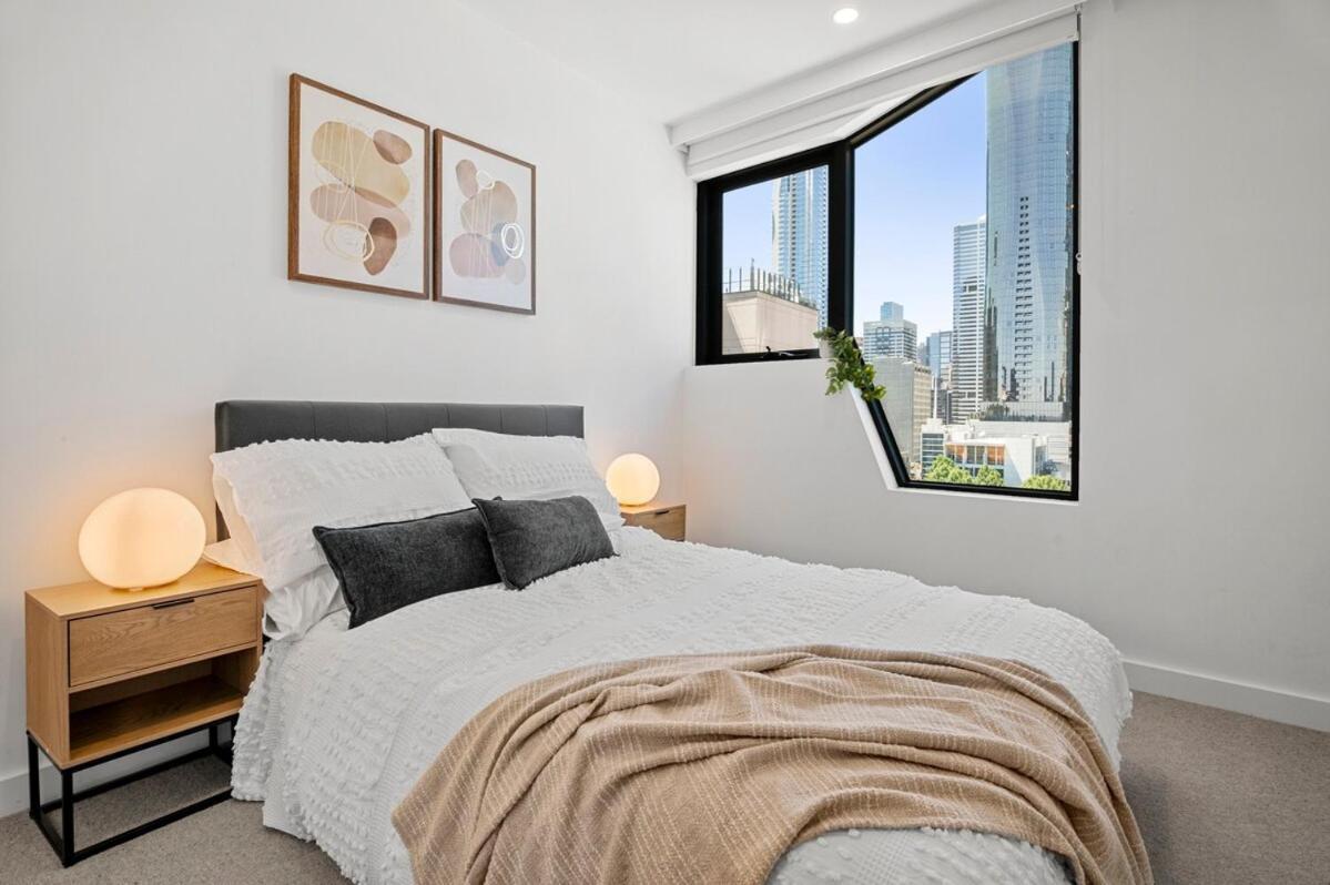 Apartment Free Parking 2b2b Next To Flagstaff Gardens Melbourne