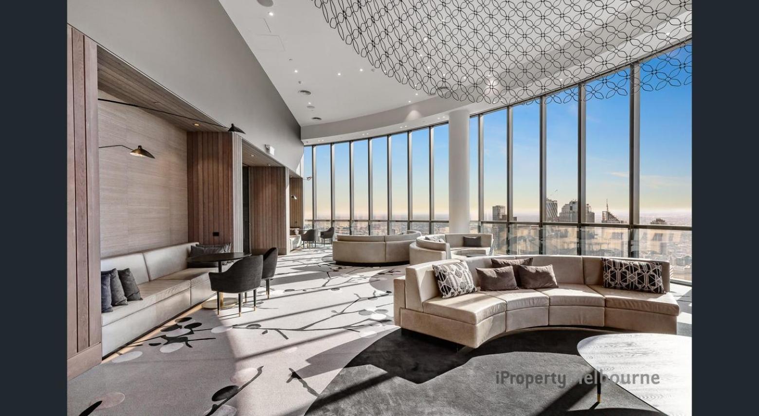 High End With Incredible Views Apartment