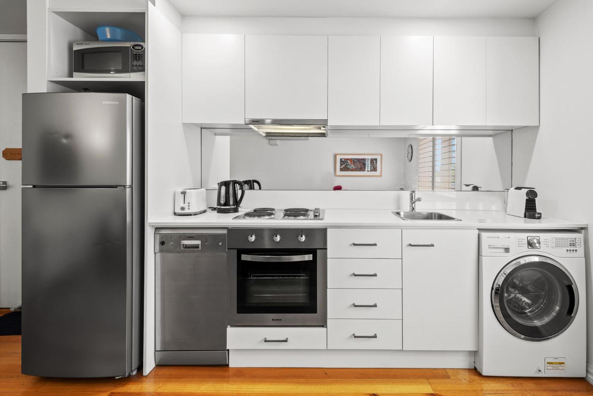 Convenient In Heart Of Carlton * Melbourne