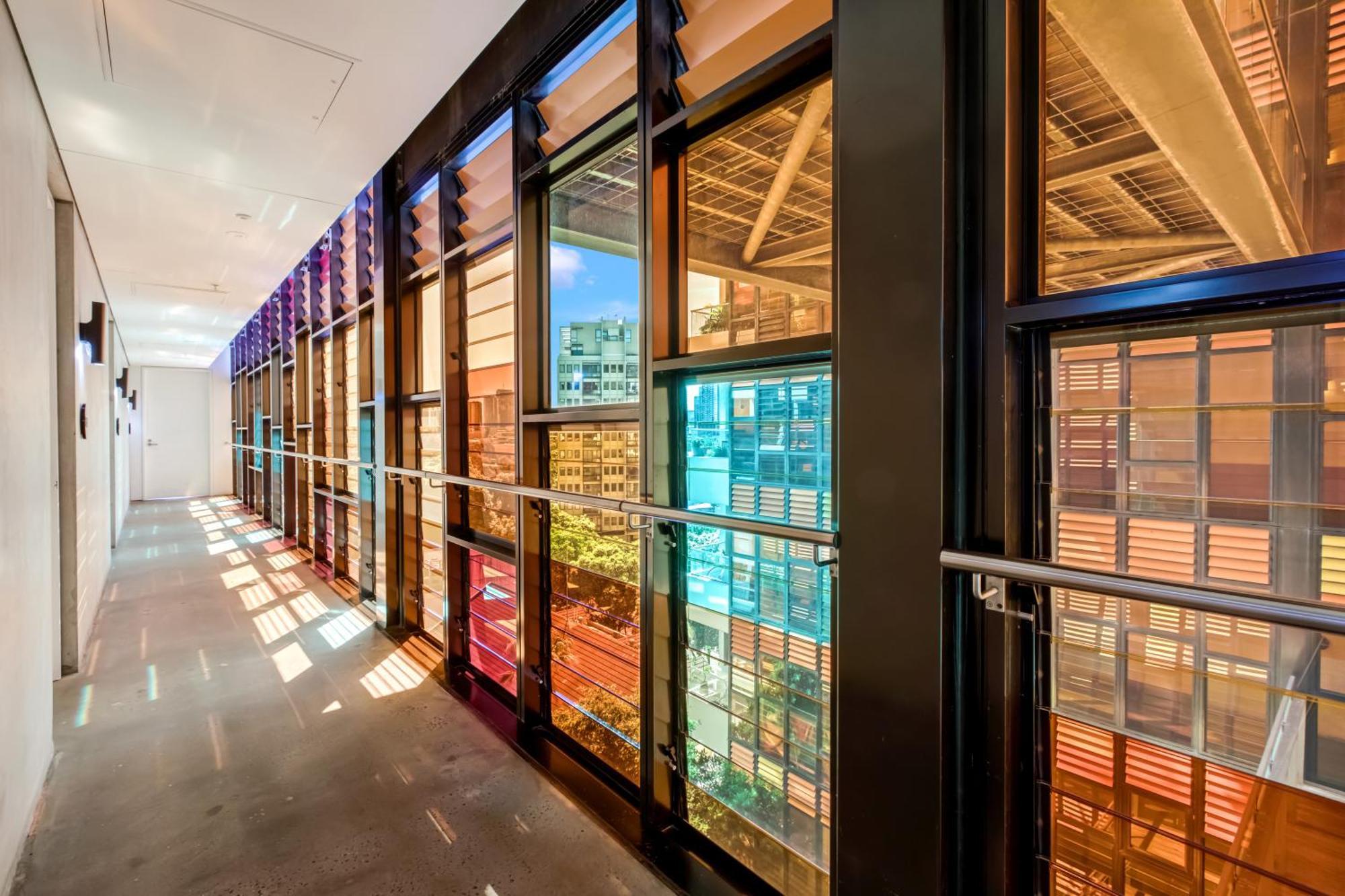 Vibrant Inner-city Living With Luxe Rooftop Pool *