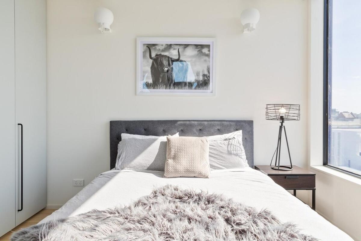 Penthouse Collingwood Apartment *