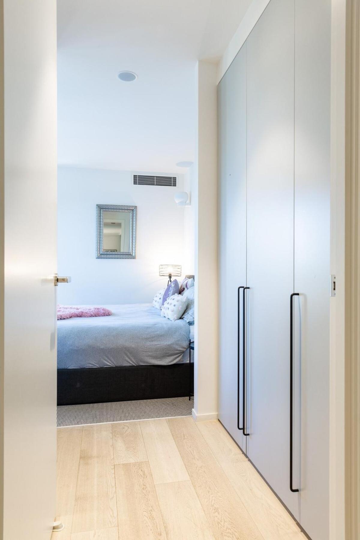 Penthouse Collingwood Apartment *