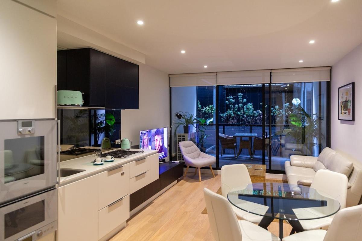 Stylish & Fully Equipped Apartment Melbourne