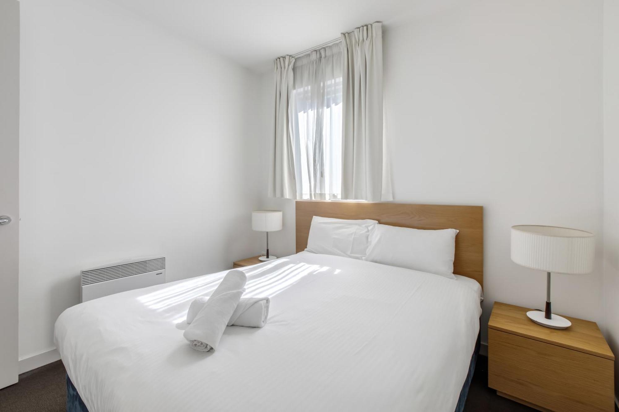 Modern Nomads South Yarra Gem 2br With Carpark Near Station Apartment