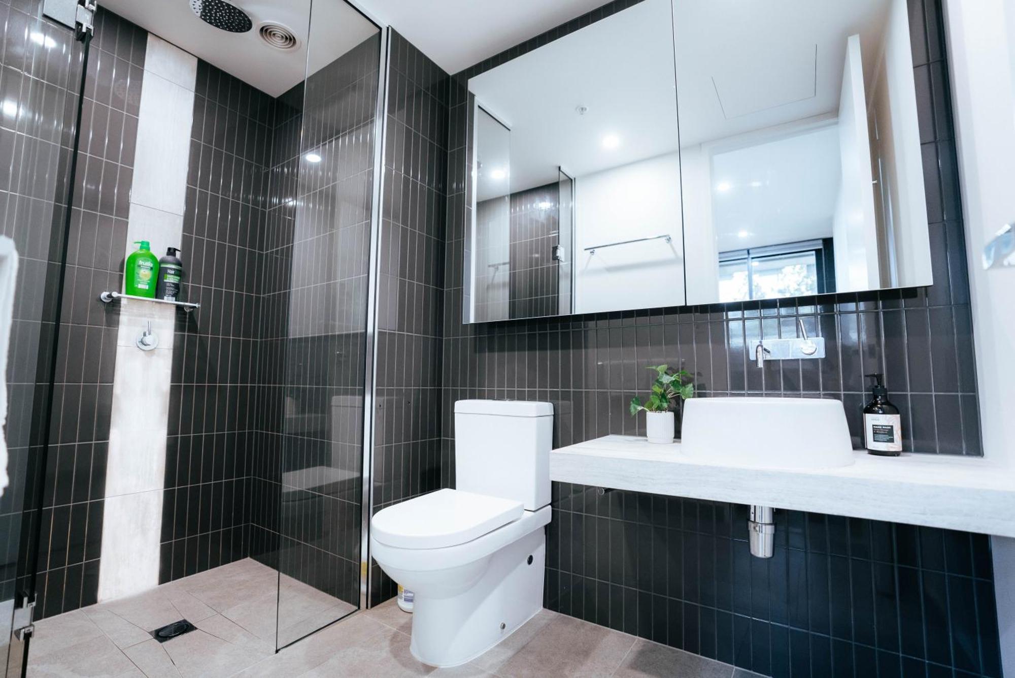 Apartment Cozy Spacious 2b2b Cbd *