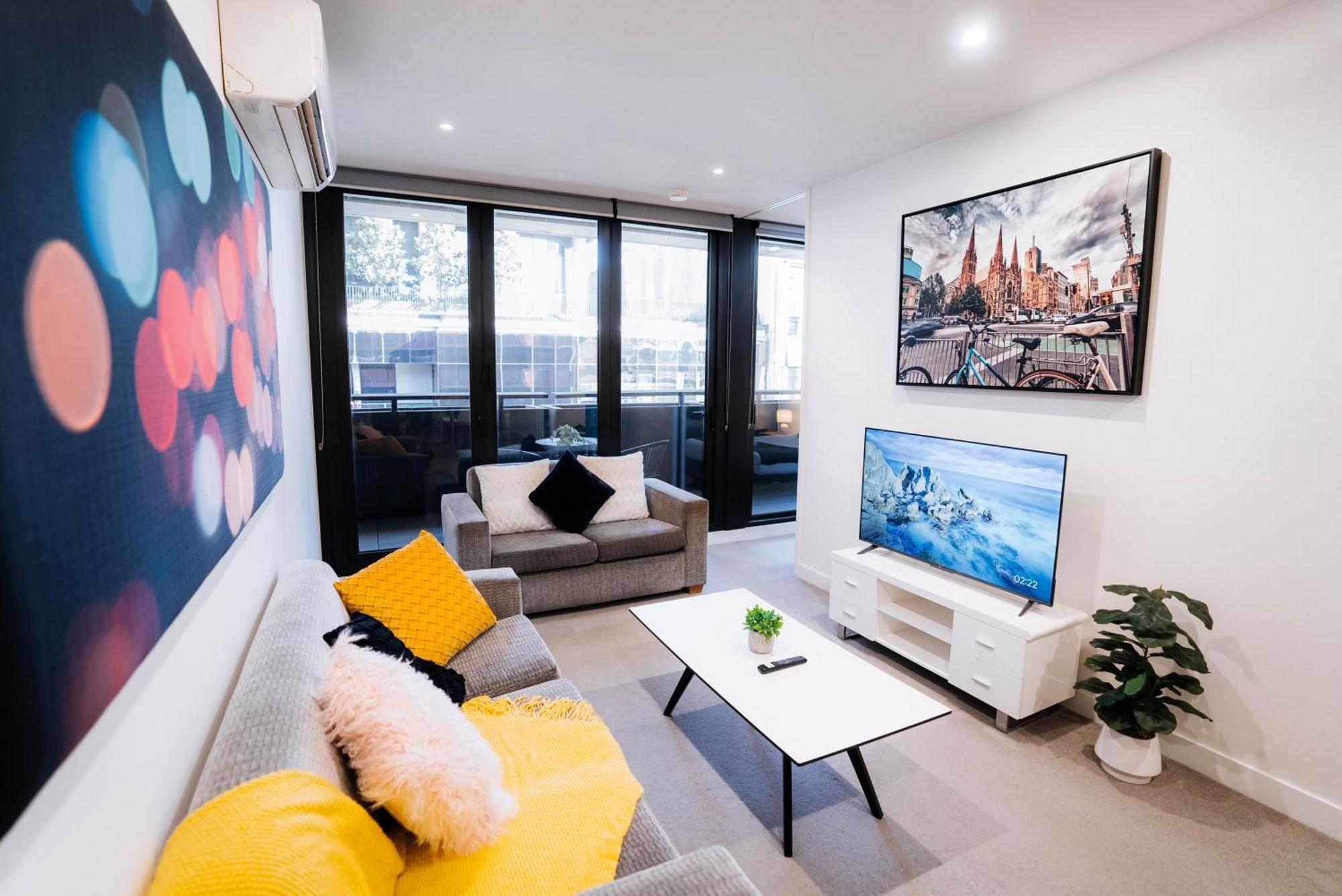 Apartment Cozy Spacious 2b2b Cbd Melbourne