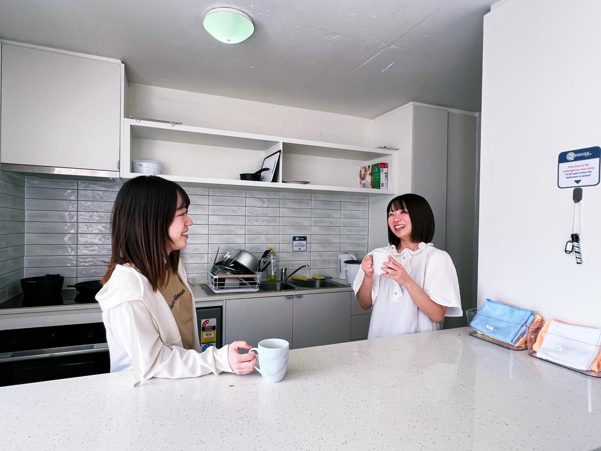 Ozi Village Cardigan Hostel Melbourne