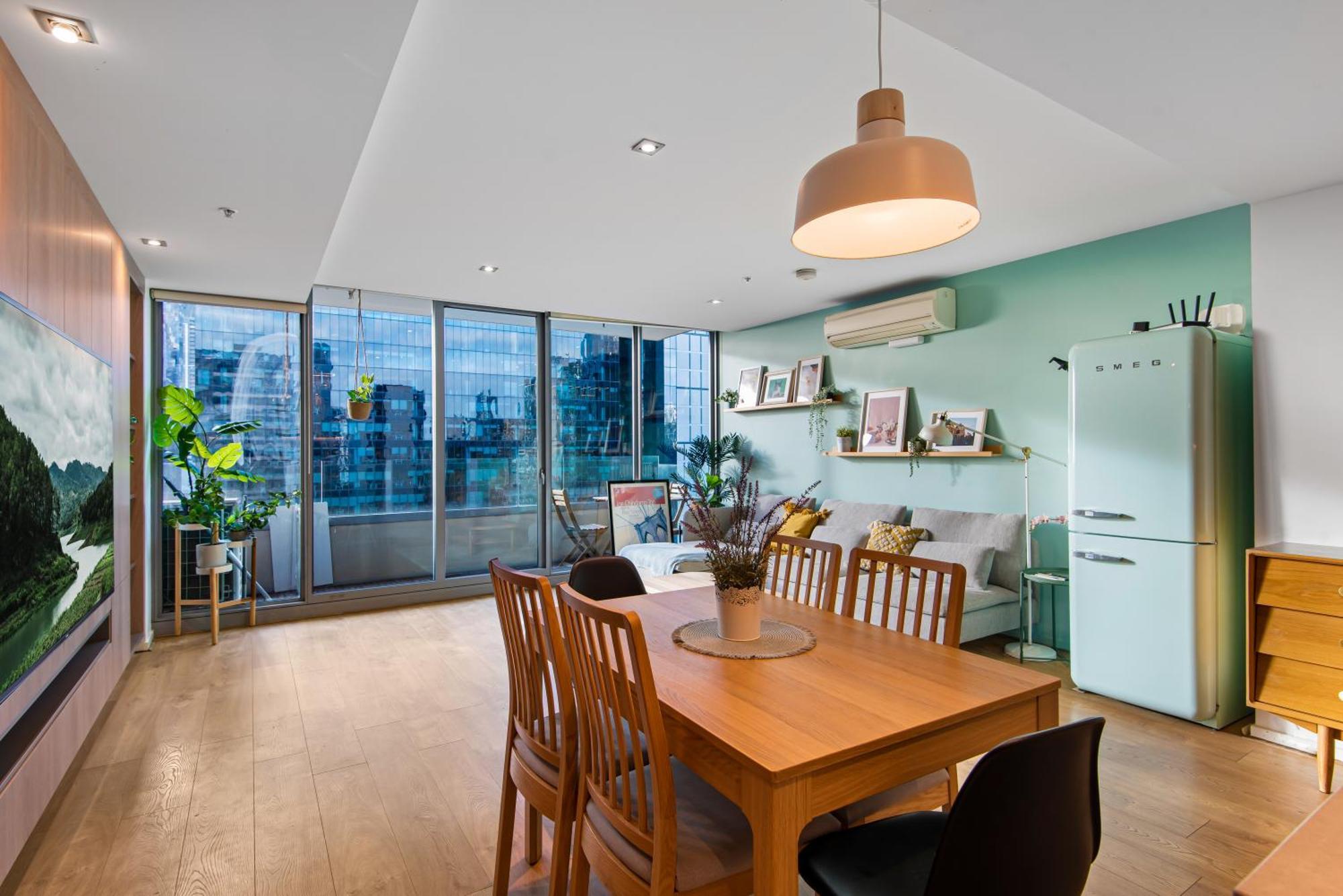 Apartment Blue Oasis With Gym, Pool And Parking In The Cbd Melbourne