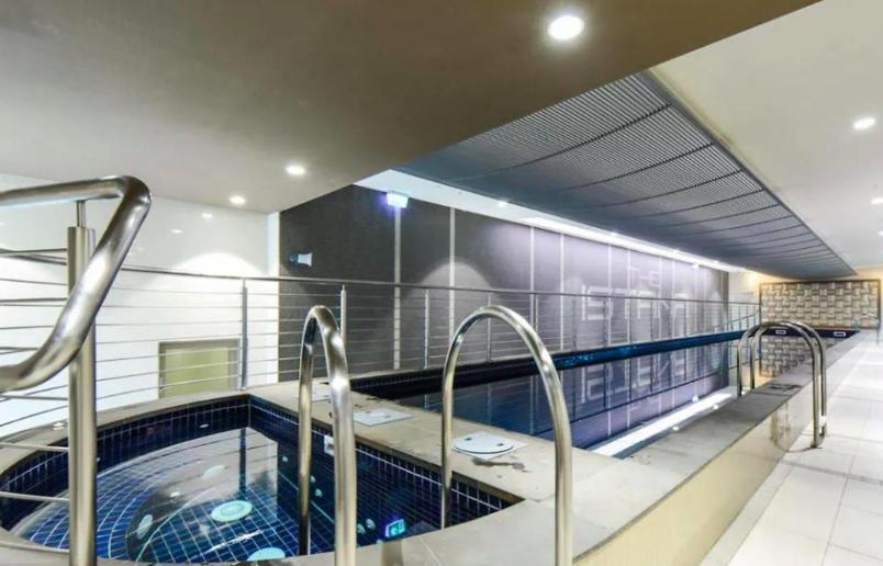 Cozy Cbd 2b2b In Prime Location Apartment Melbourne
