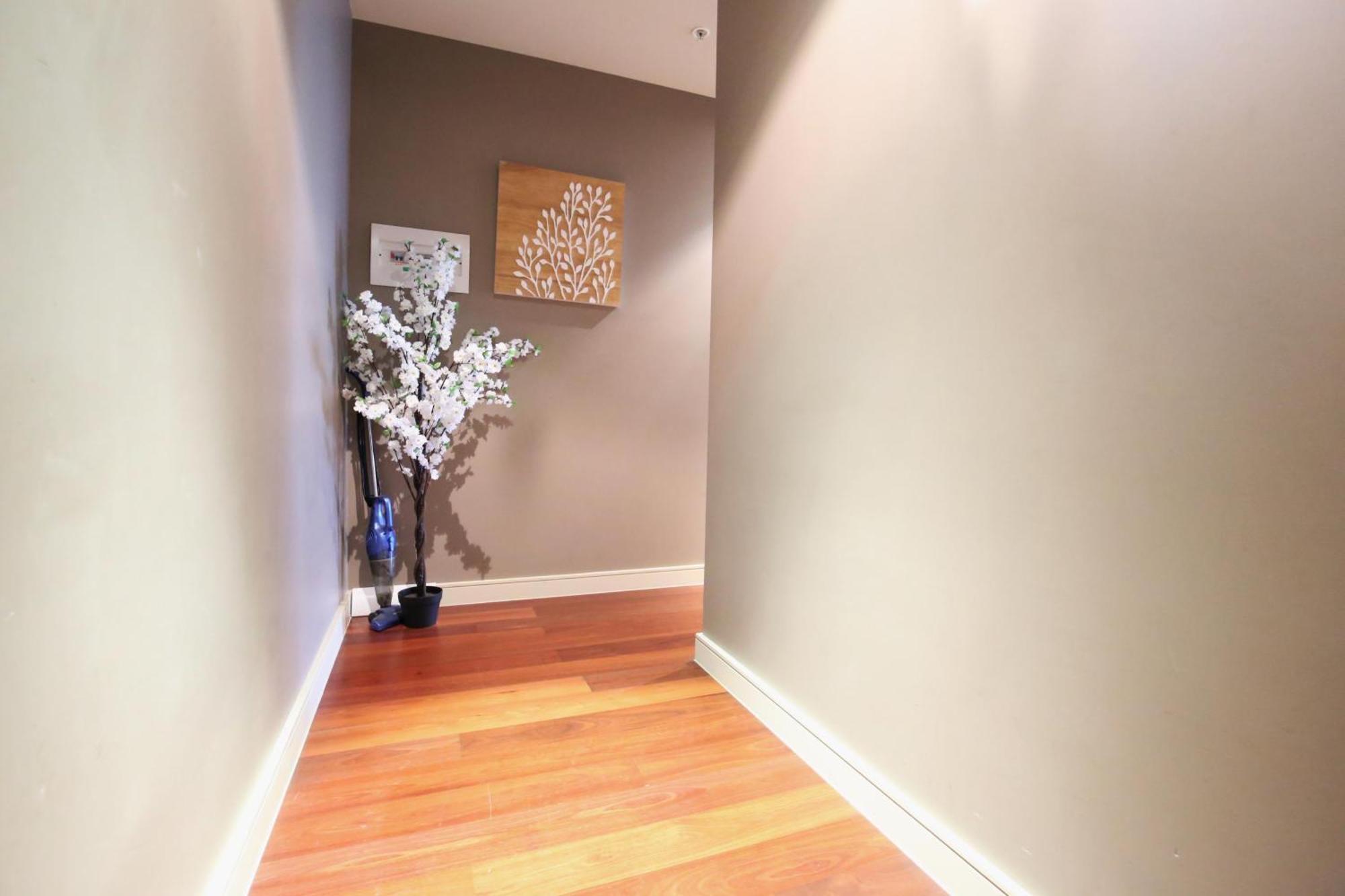 Cozy Cbd 2b2b In Prime Location Apartment Melbourne