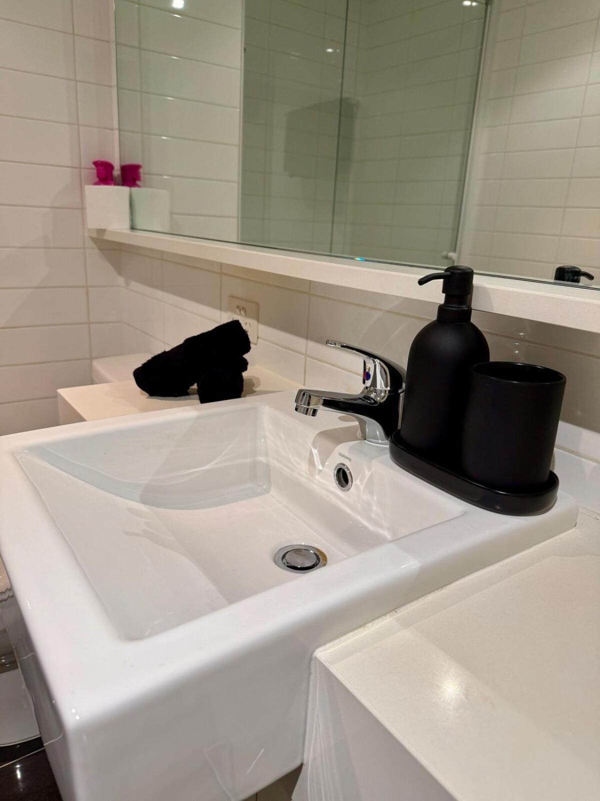 Apartment Southbank Cityview Escape With Car Park Melbourne