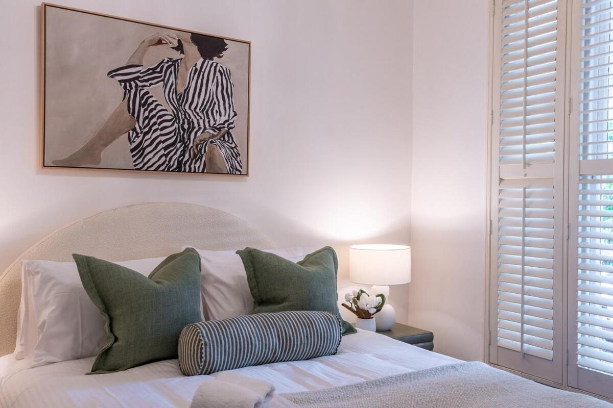 Prahran Timeless & Modern Haven, With Parking Holiday home