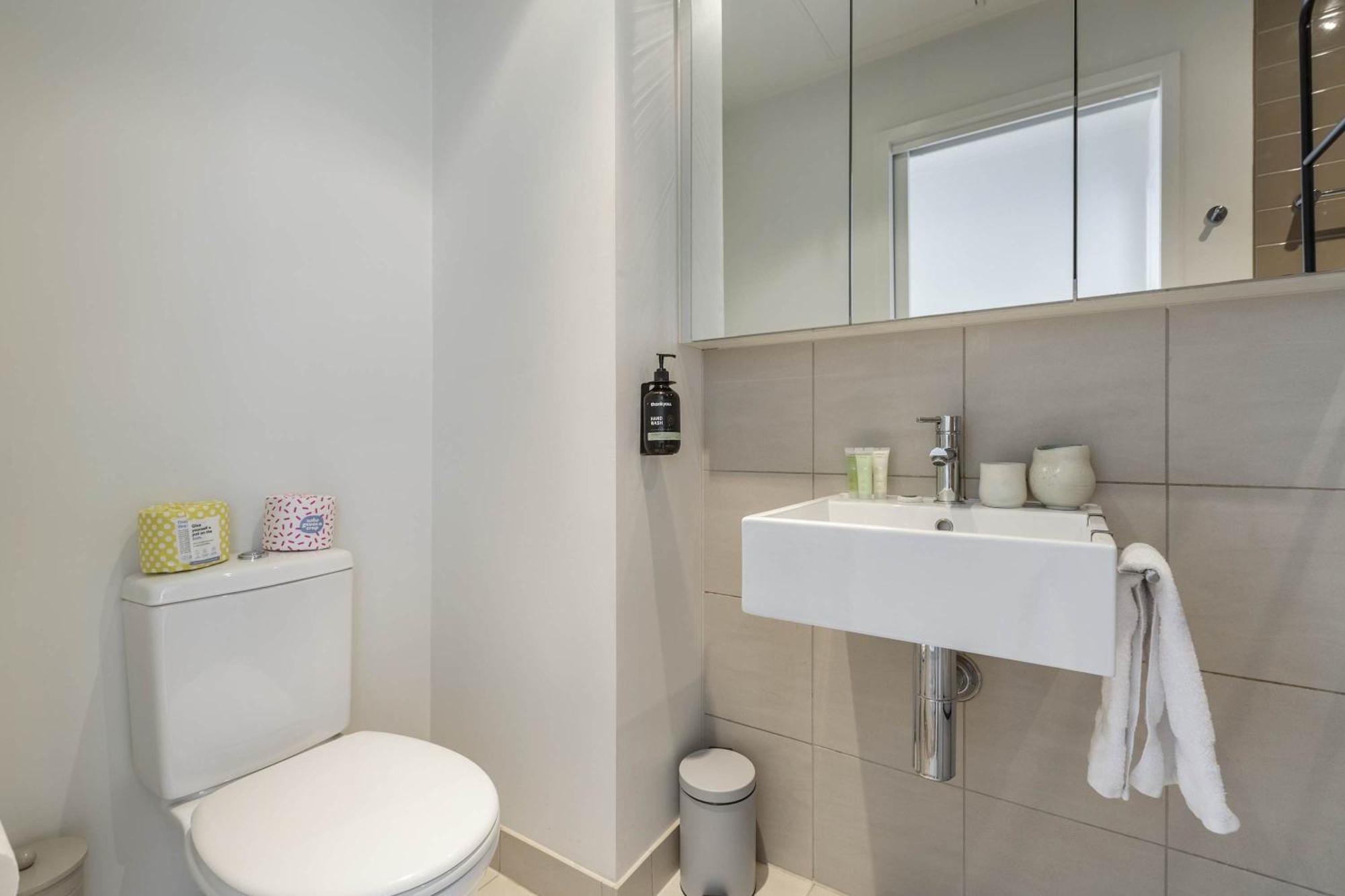 Apartment Magnificent With Car Park And Easy Access To The