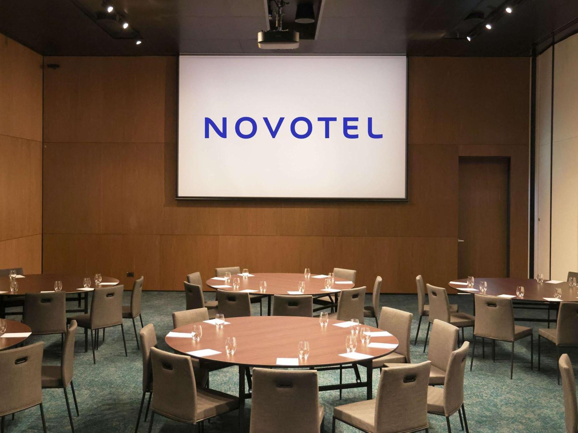 Novotel Airport Hotel Melbourne