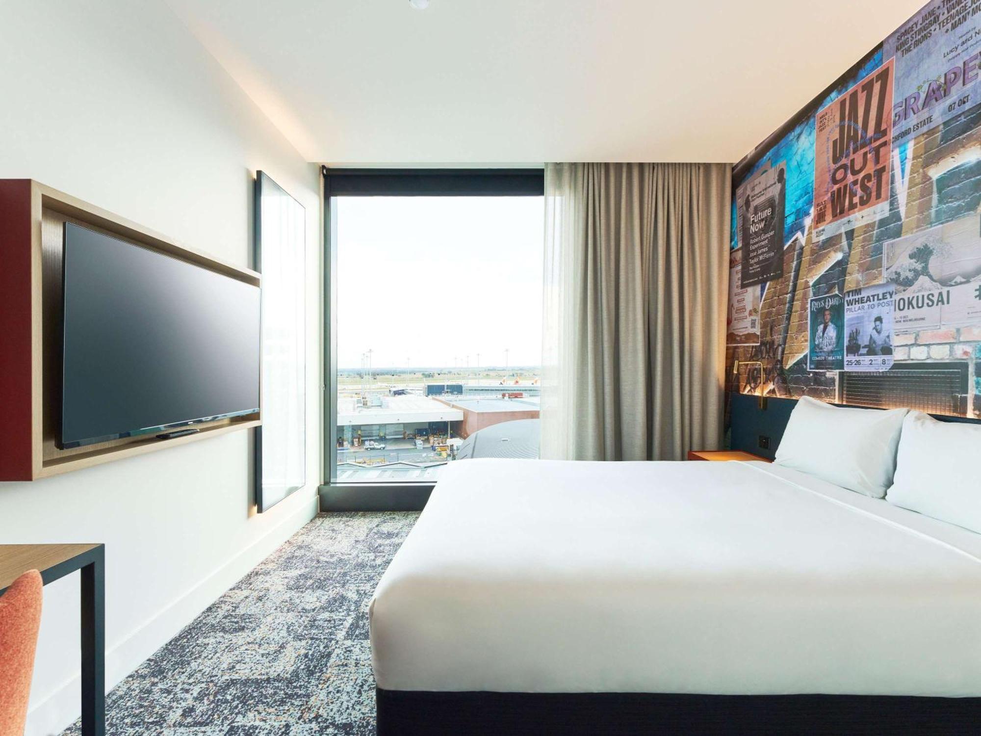Ibis Styles Airport Hotel 4*