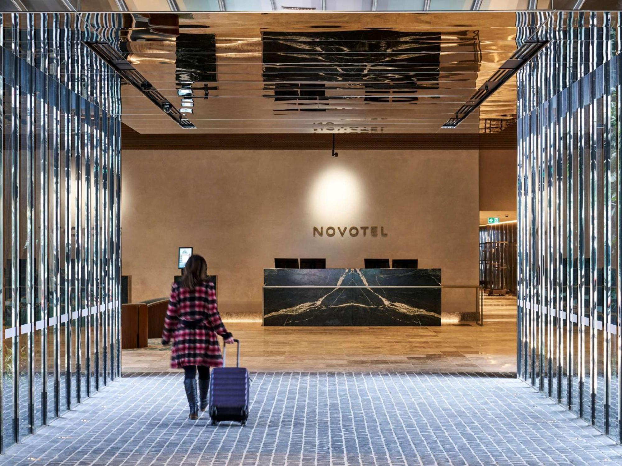 Hotel Novotel Airport 4*