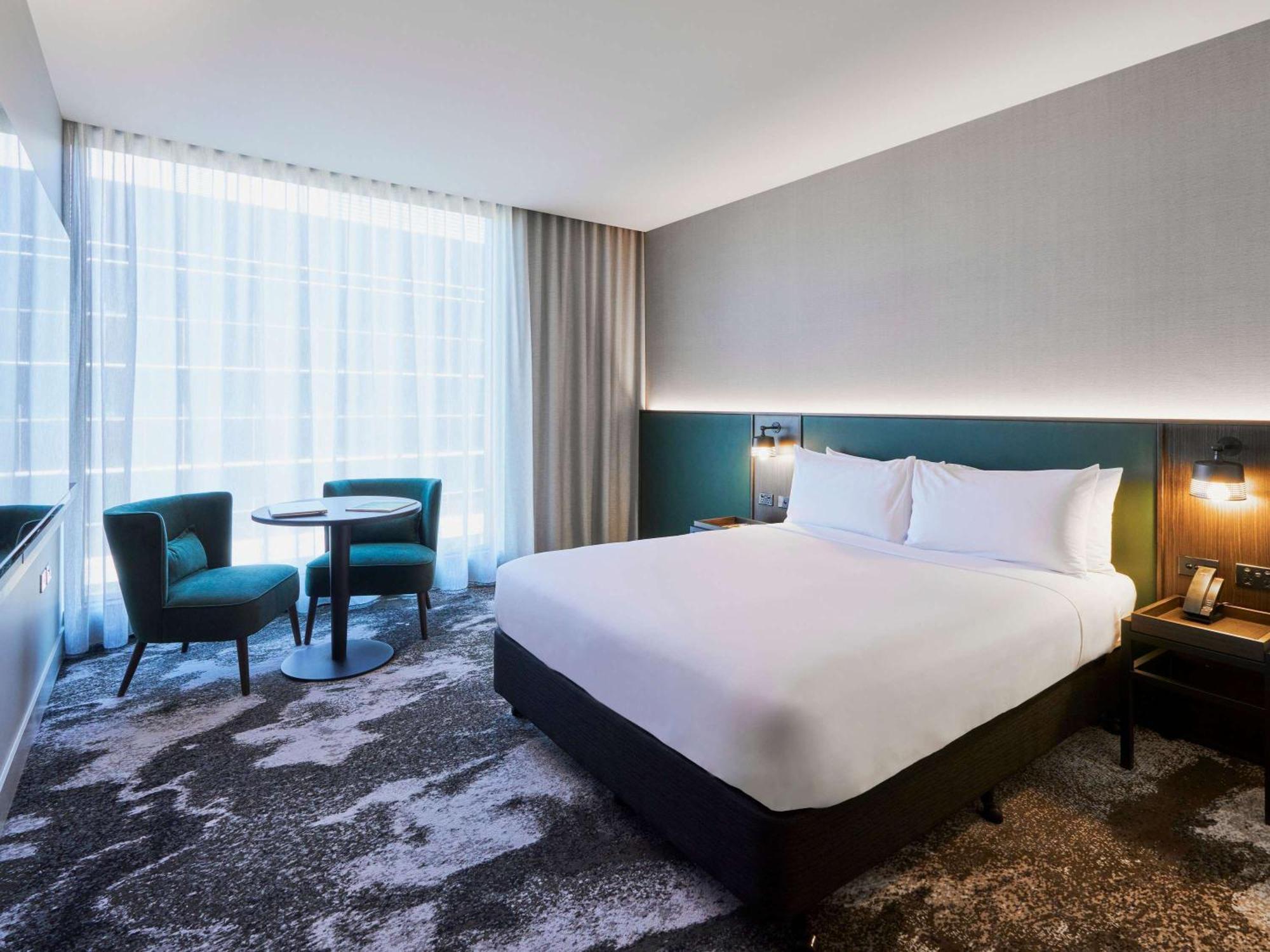 Novotel Airport