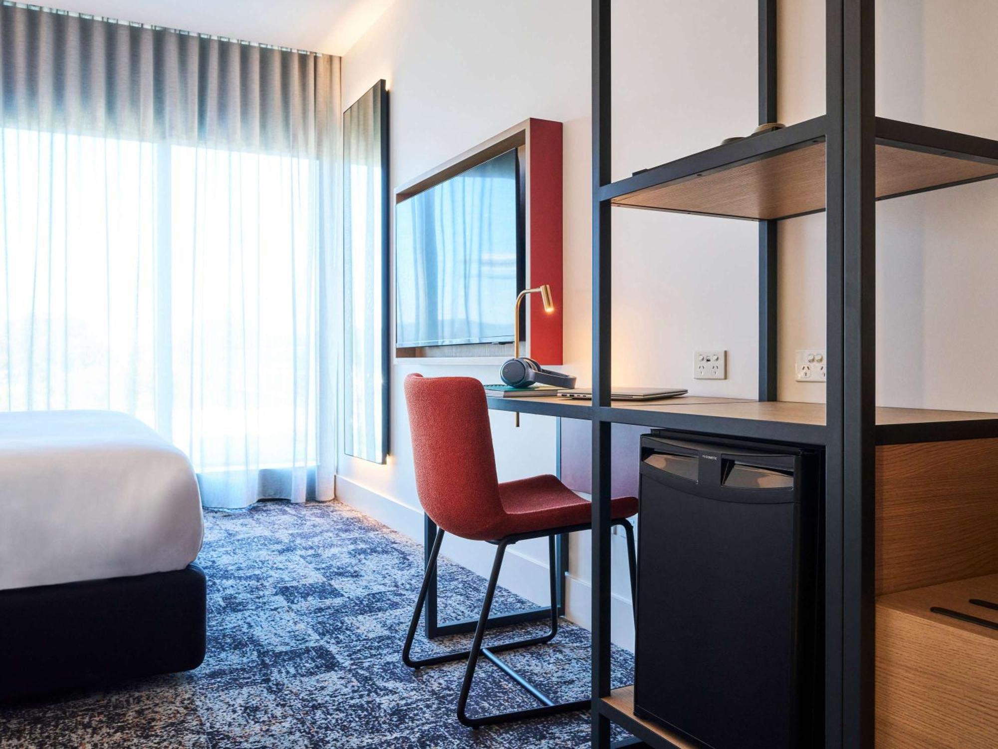Ibis Styles Airport Hotel Melbourne