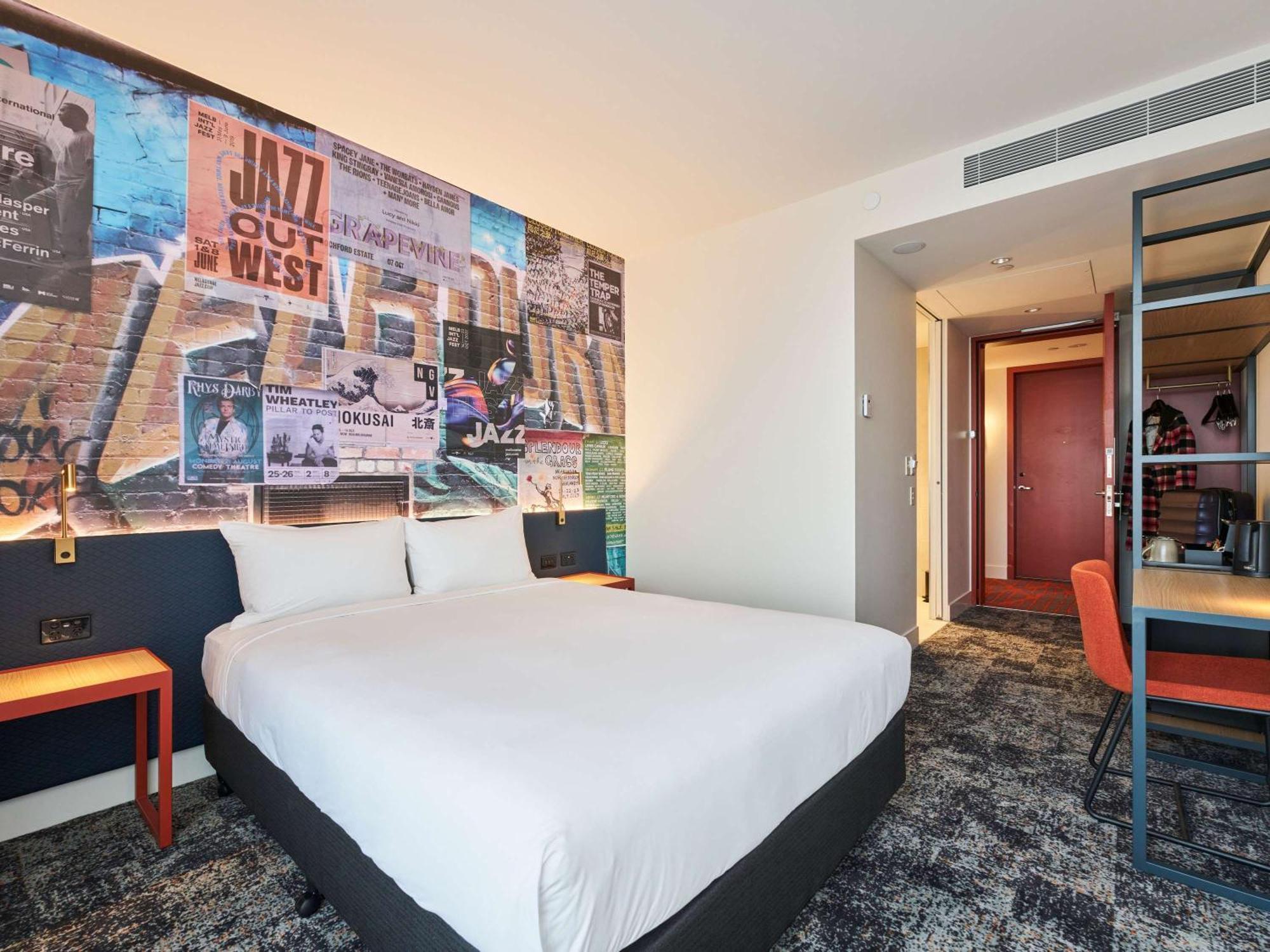Ibis Styles Airport 4* Melbourne